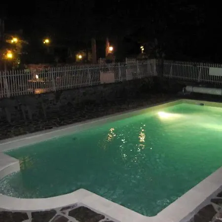 Mobil-home Spacieux Avec Terrasse - 6 Personnes - Api-1-52-718 Kemping Argences-en-Aubrac