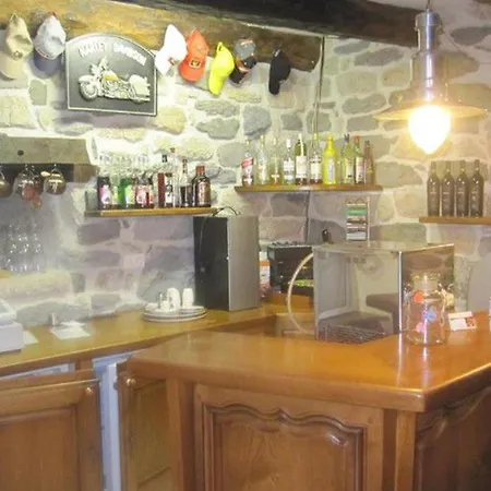 Kemping Mobil-home Spacieux Avec Terrasse - 6 Personnes - Api-1-52-718 *