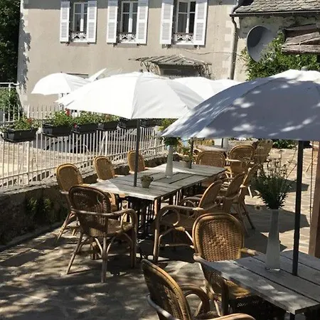 Mobil-home Spacieux Avec Terrasse - 6 Personnes - Api-1-52-718 * Argences-en-Aubrac