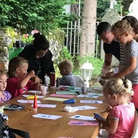 Mobil-home Spacieux Avec Terrasse - 6 Personnes - Api-1-52-718 Argences-en-Aubrac